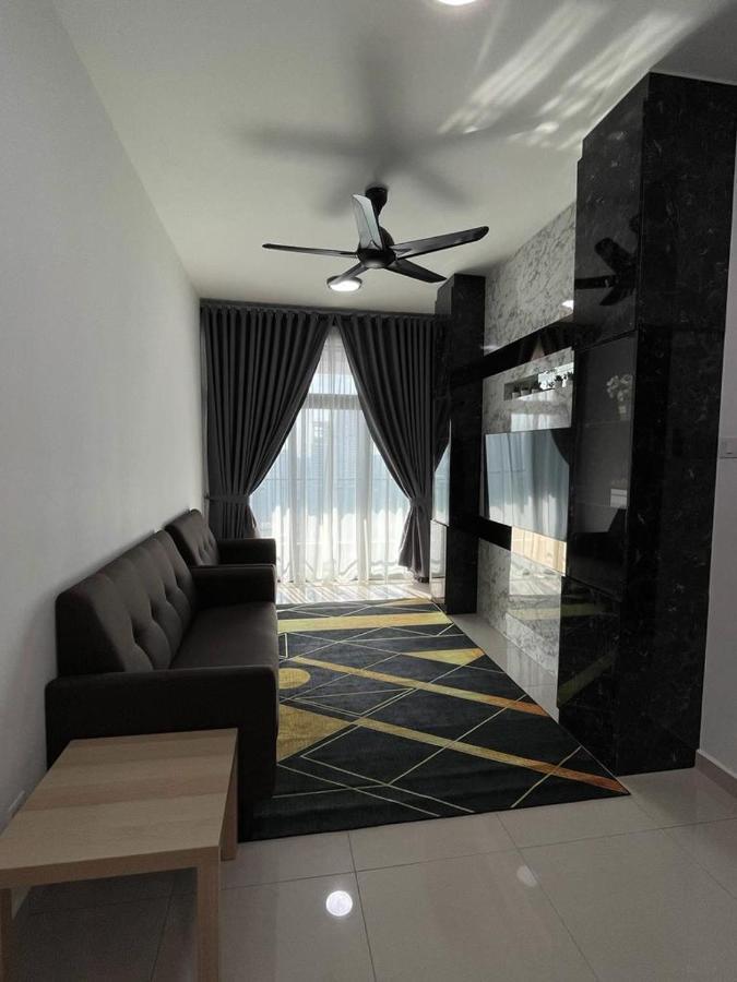 Legasi Kampung Baru Guest House By Rumahrehat Kuala Lumpur Bagian luar foto