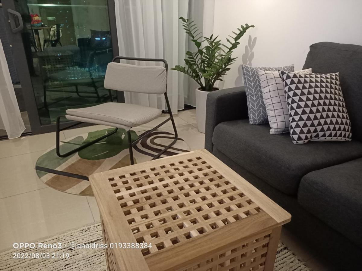 Legasi Kampung Baru Guest House By Rumahrehat Kuala Lumpur Bagian luar foto