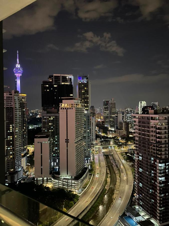 Legasi Kampung Baru Guest House By Rumahrehat Kuala Lumpur Bagian luar foto